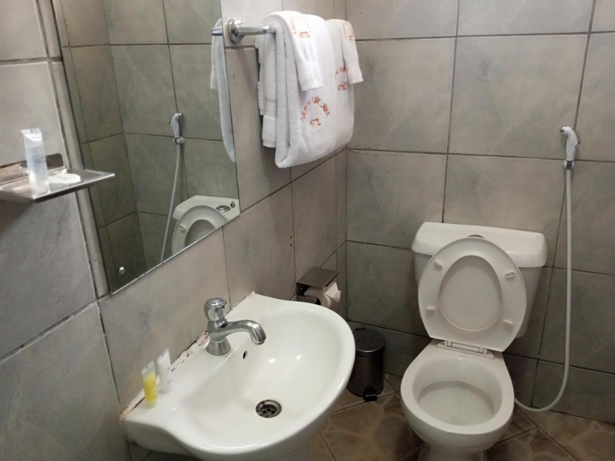 Fourth Parklands Hotel Nairobi Ngoại thất bức ảnh
