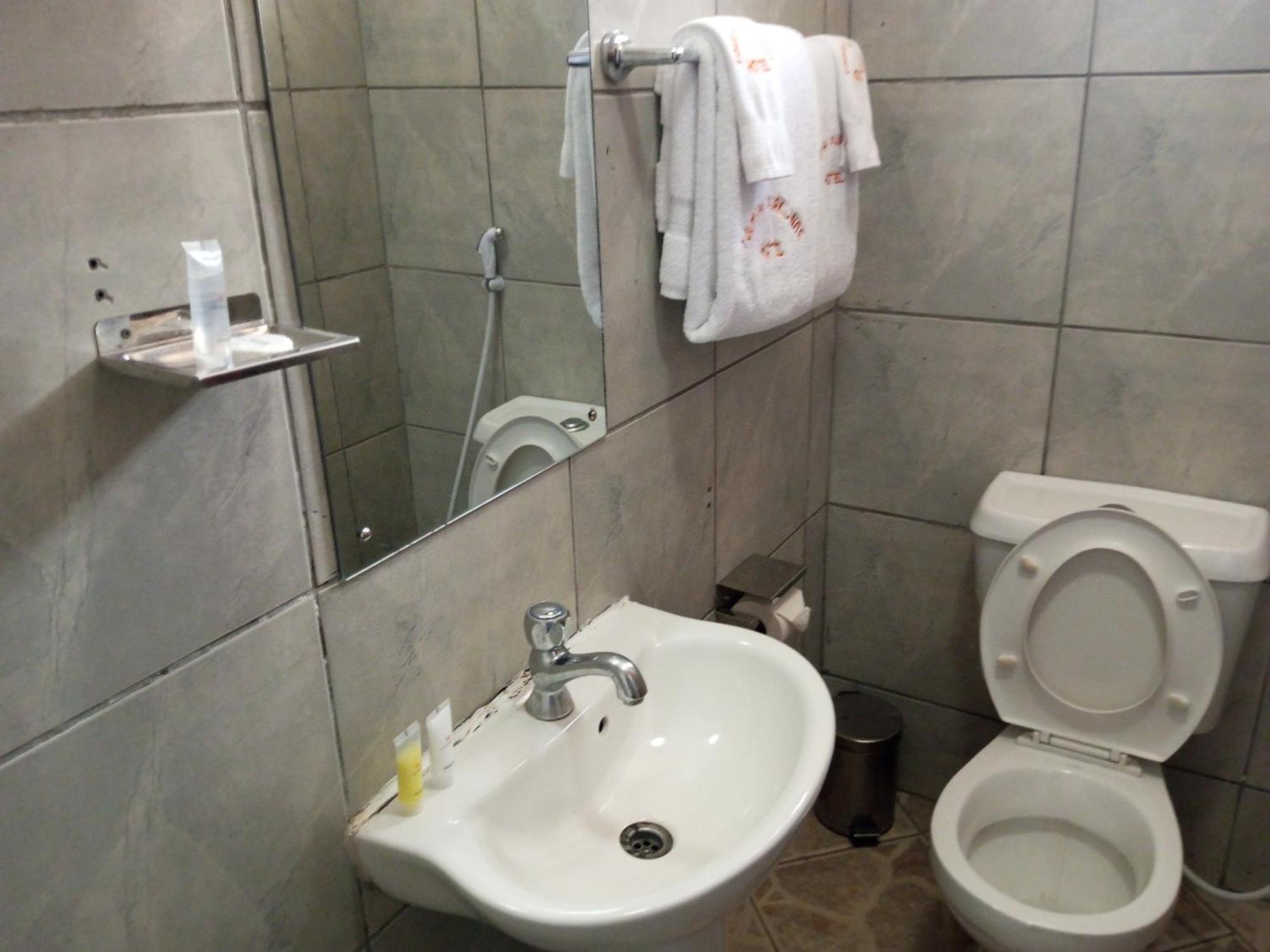 Fourth Parklands Hotel Nairobi Ngoại thất bức ảnh